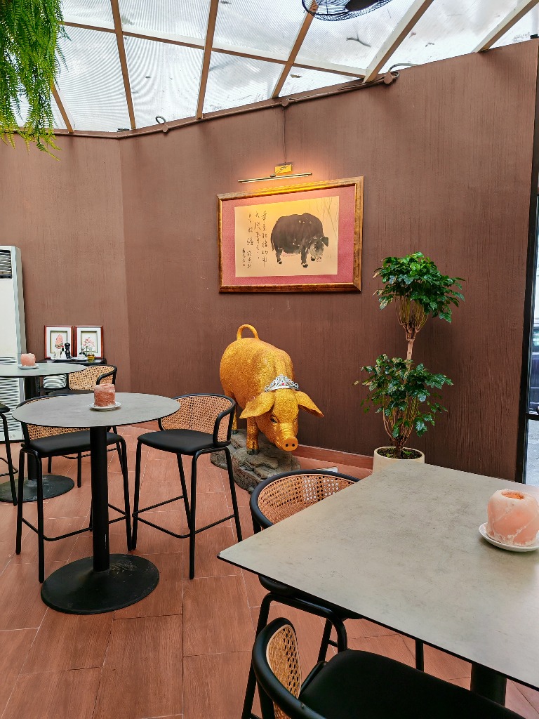 Golden Pig Statue